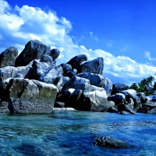 The lighthouse.....Lengkuas island, Belitong by Joni Effendi